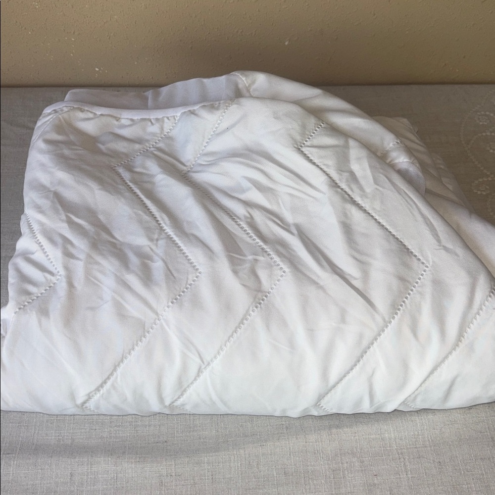 Full Size Mattress Cover